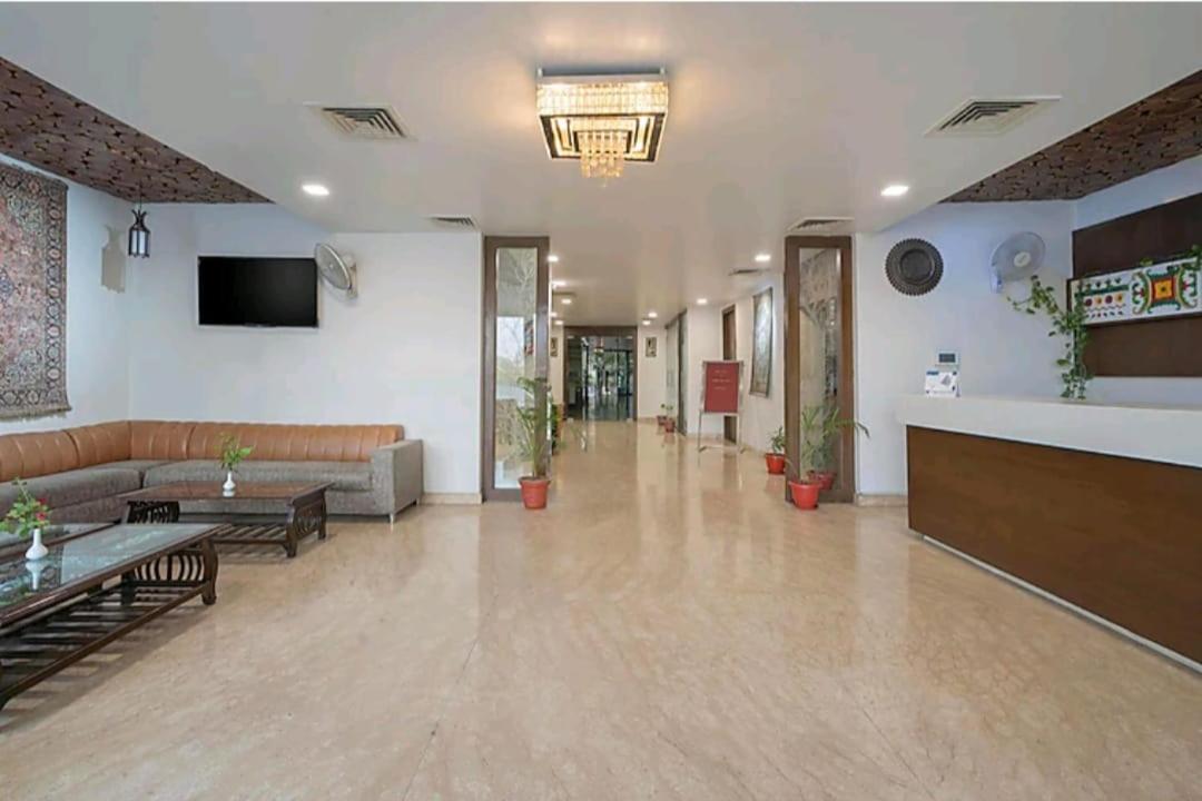 Hotel Agra Grande By Goyal Hoteliers Exterior photo