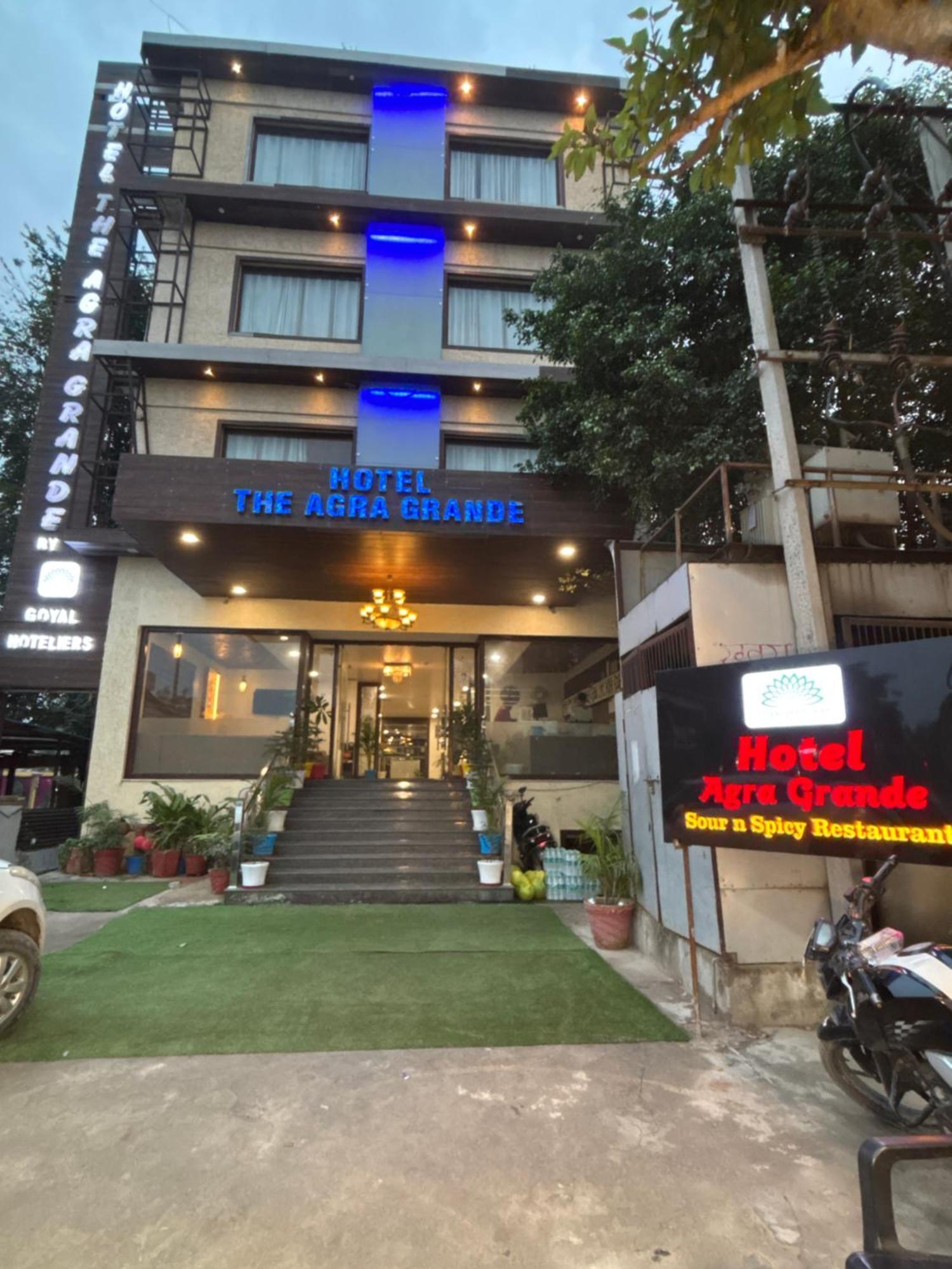 Hotel Agra Grande By Goyal Hoteliers Exterior photo